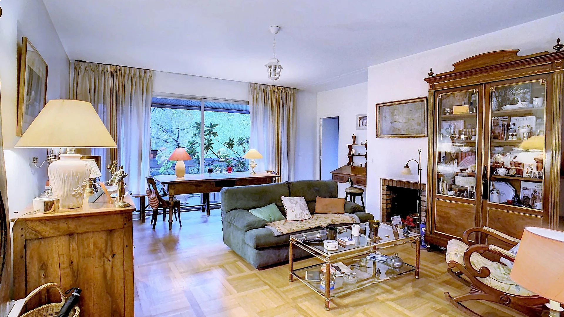 Appartement 2 pièces 74,02 m²