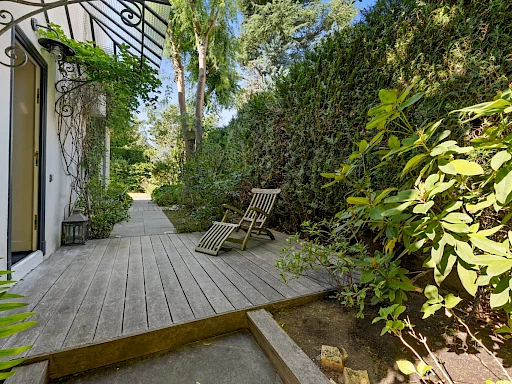 Maison 7 pièces 270 m²