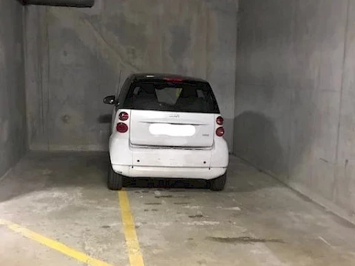 Parking 20 m²