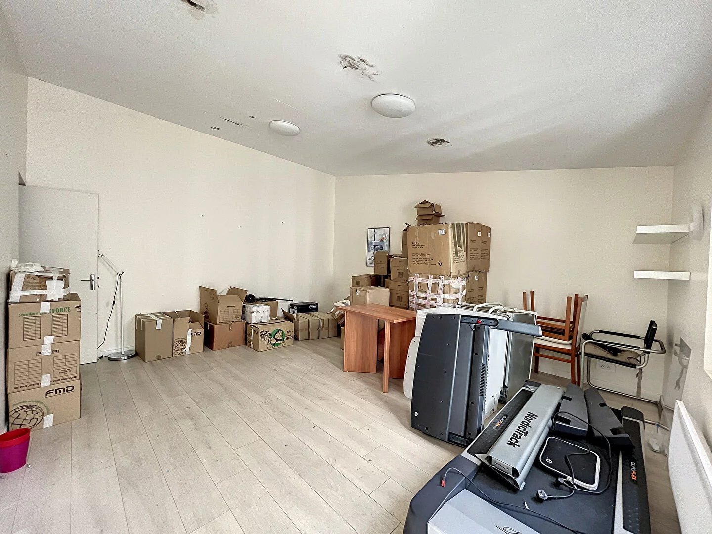 Appartement 1 pièce 137,42 m² - 3